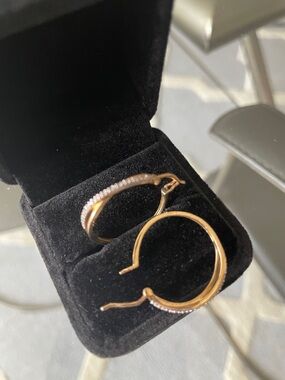 Gold Hoop Earrings with Pavé Crystals - Women Jewelry 925 SK9